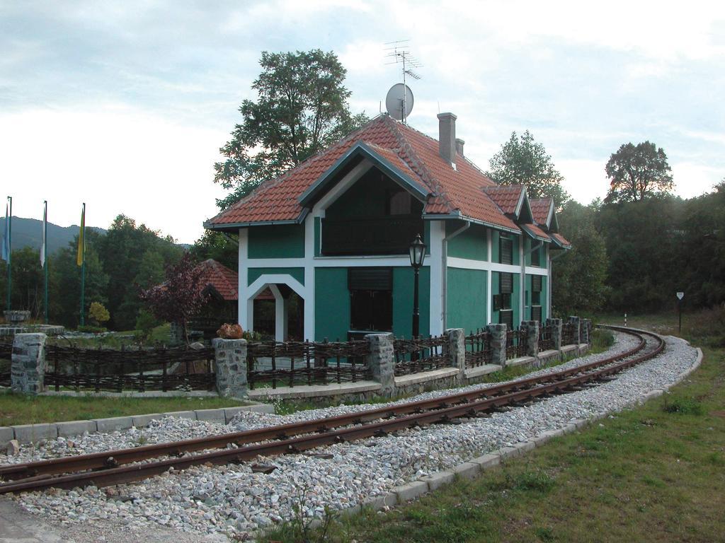 Planinska Kuca Villa Mokra Gora Exterior photo